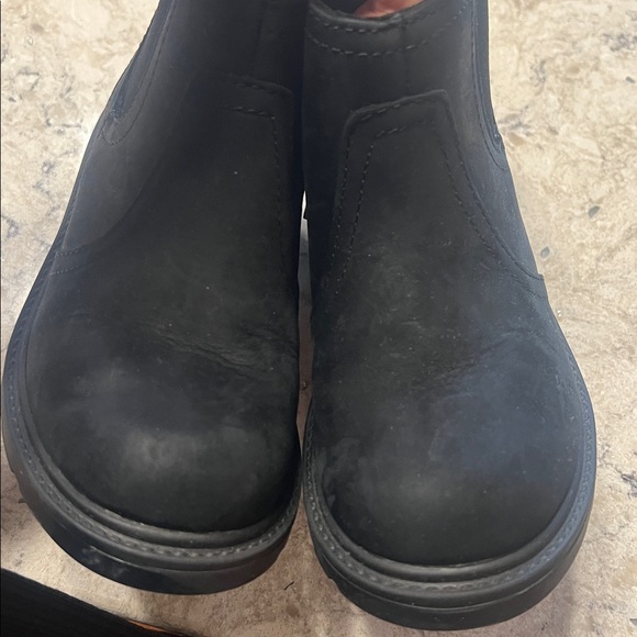 UGG Kids Black Boots - Picture 10 of 11